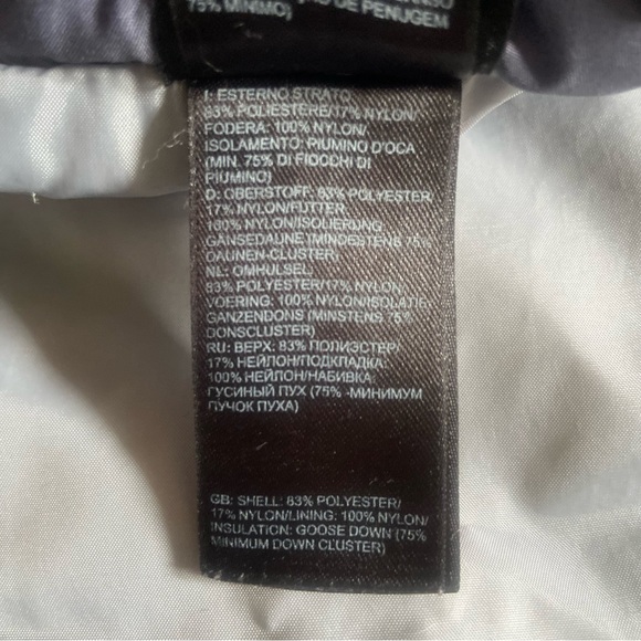 The North Face Women's light plum color Puffer Vest - Picture 12 of 17